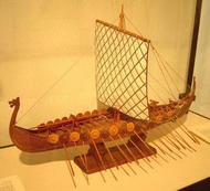   квартал лас-атарасанас и морской музей дэ лас атарасанас ( las atarazanas, museo naval de las atarazanas )